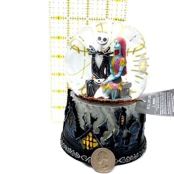 Musical Halloween  Snow Globe Nightmare Before Christmas Jack Sally Zero KCore - Picture 9 of 11